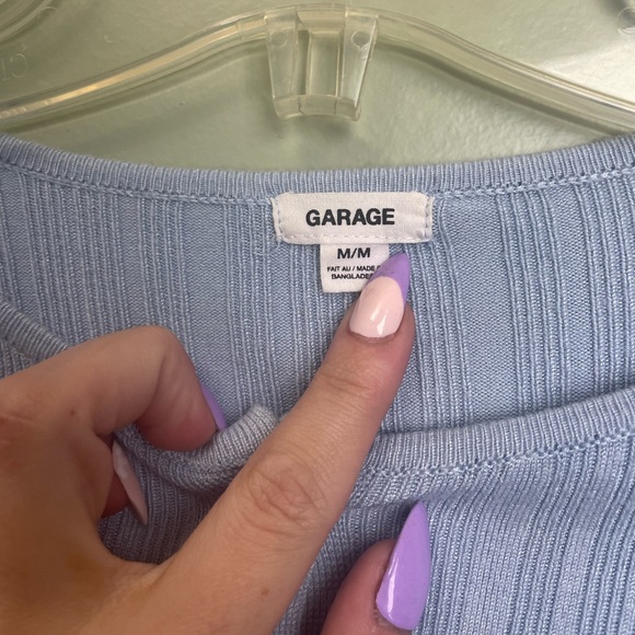 Flattering Shirts - Picture 4 of 9